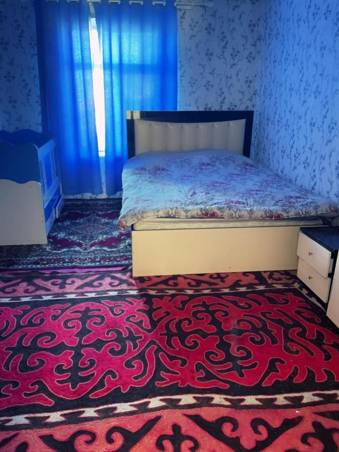 Cbt1 Sary-Mogul Hotel Bagian luar foto